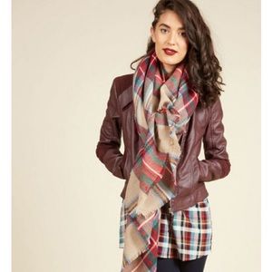 ModCloth Lock and Key Scarf. Perfect for Winter!